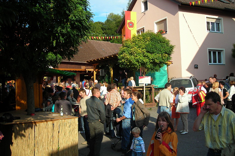 Impression vom Merdinger Gassenweinfest