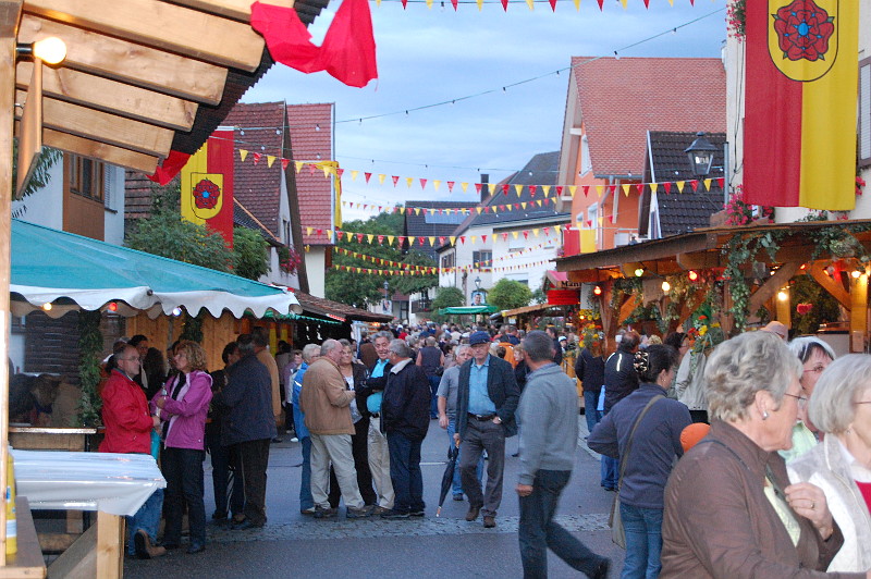 Impression vom Merdinger Gassenweinfest